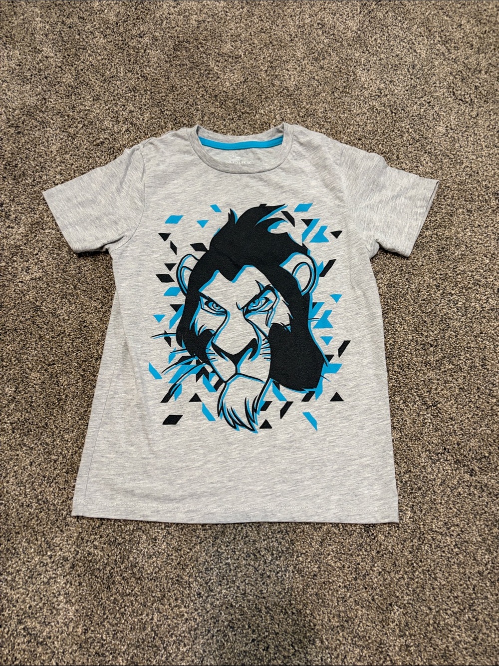 Boys Disney Grey Tee with Black & Blue Lion Graphic Size Medium
